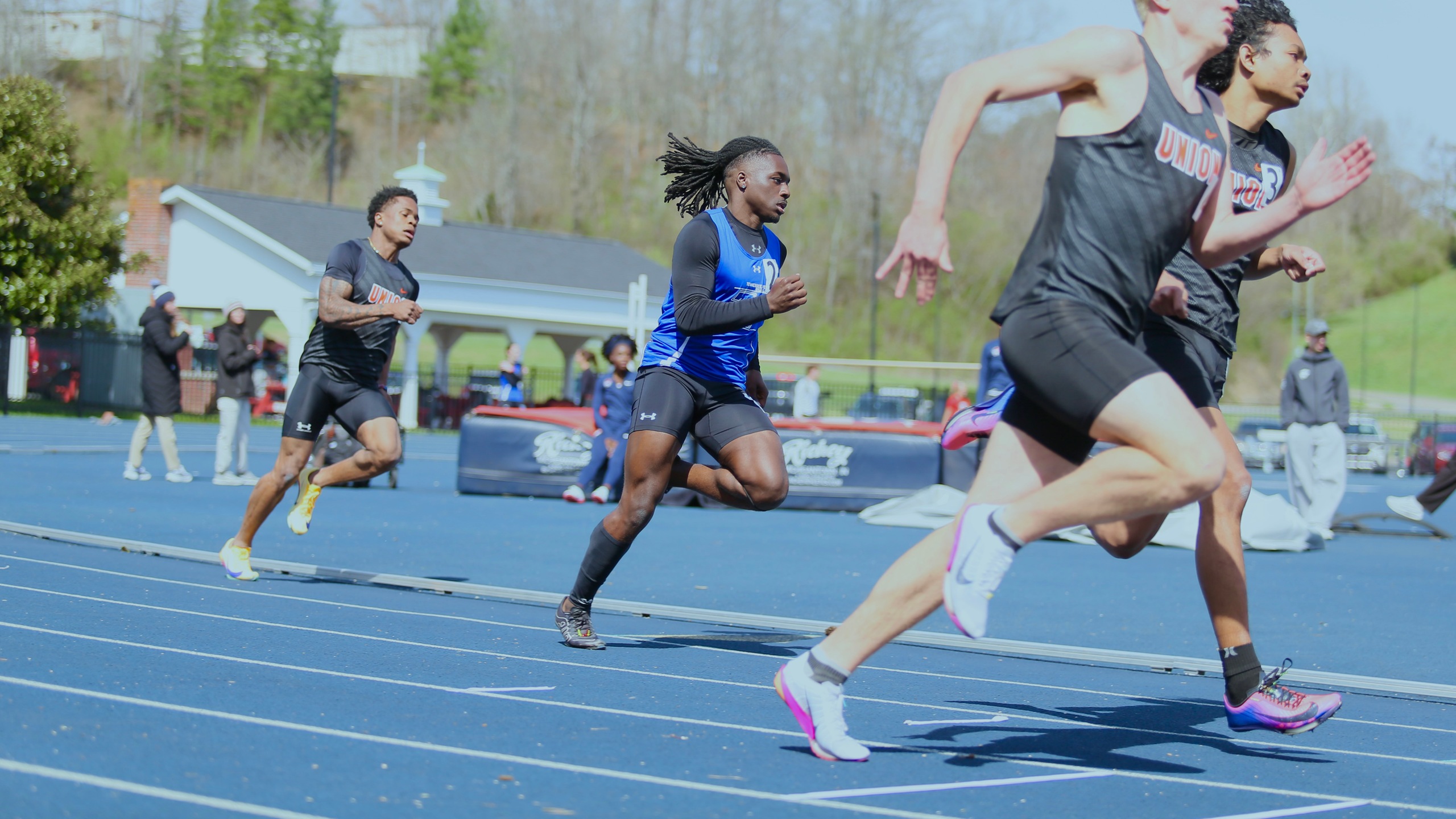 Men's Outdoor Track and Field Excel at Lee University Invitational